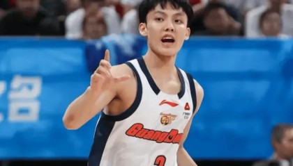 开云体育平台-G3广东73-88北京4坏消息！徐杰连续崩盘，内线太劣势，崔永熙低迷