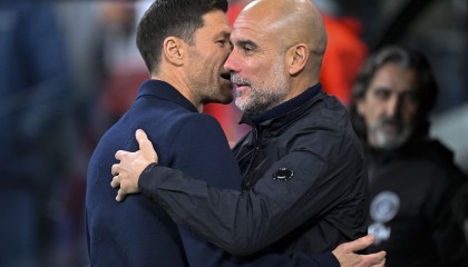 Kaiyun Sports-开云体育-阿斯：利物浦拜仁曼城对阿隆索非常感兴趣，他很难选择热刺曼联